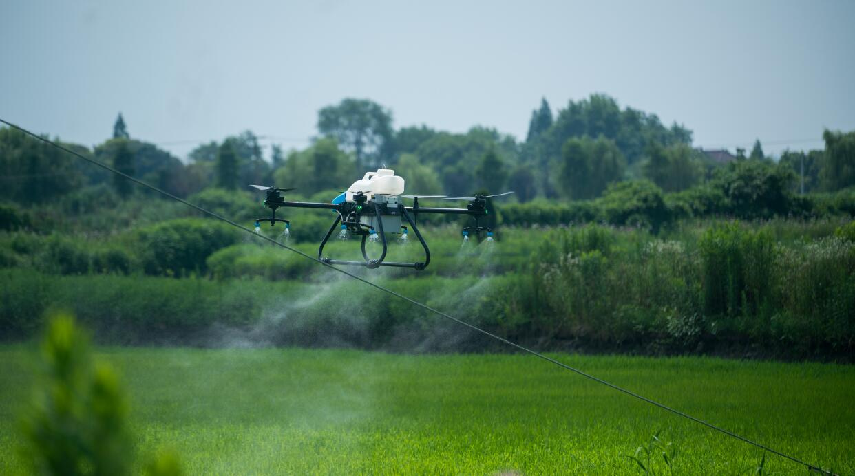 The new directions of agricultural drones in the future